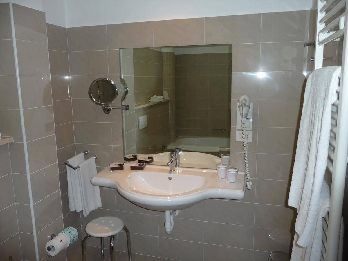 Best Western Ivrea Crystal Palace Banchette D'Ivrea Luaran gambar